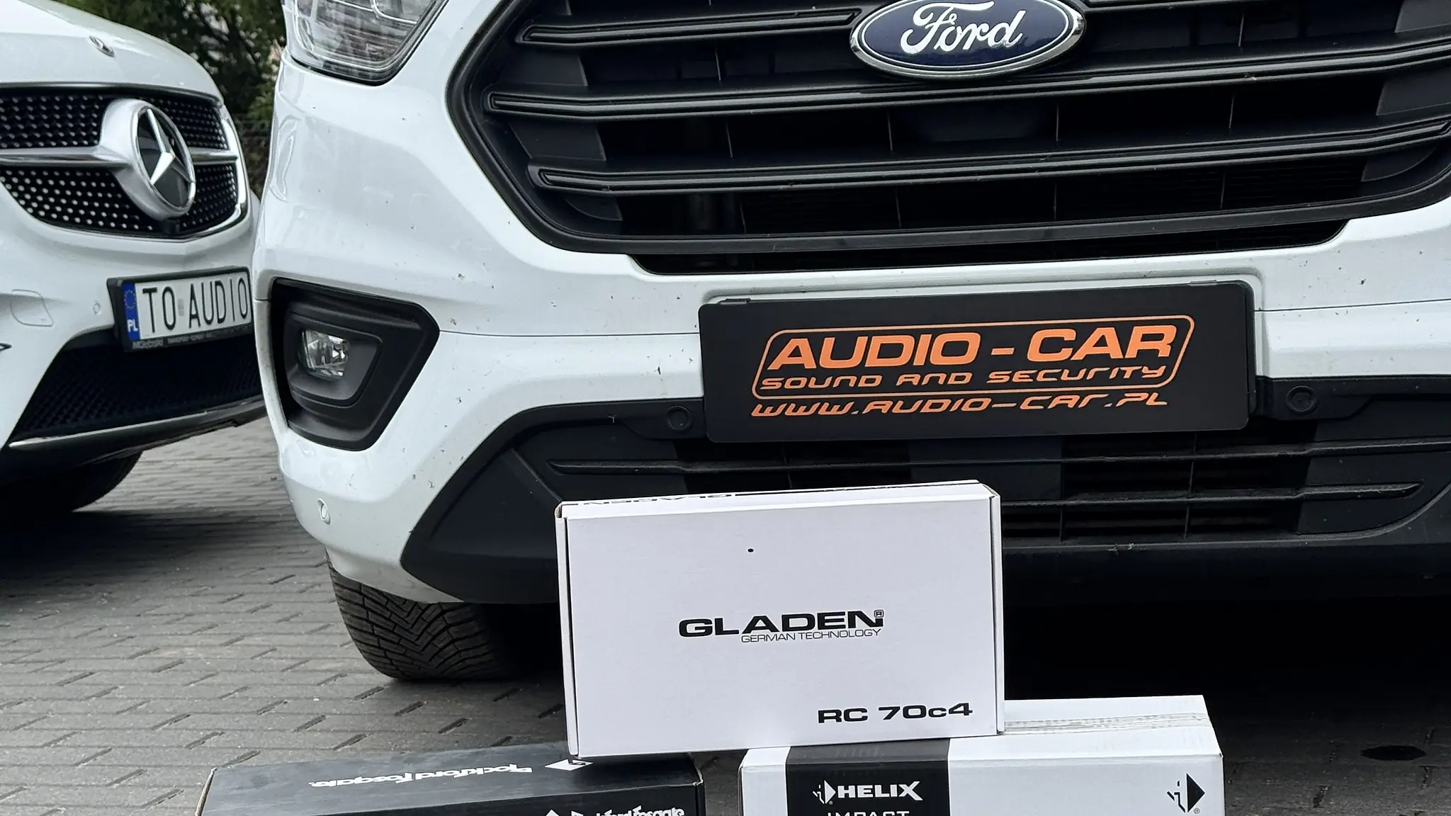 Ford Transit Custom – GLADEN, Rockford Fosgate i subwoofer HELIX – Audio Car Kielce