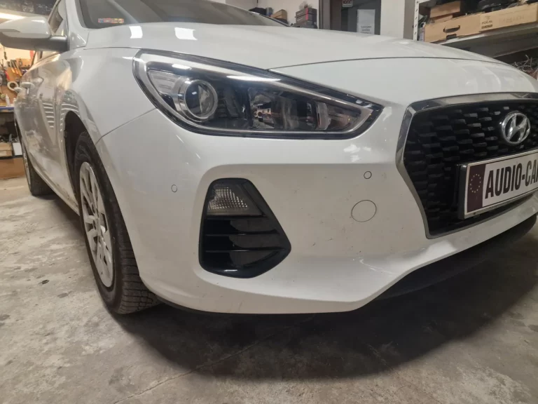 Hyundai i30 – czujniki w przednim zderzaku