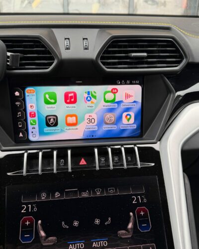 Lamborghini Urus – CarPlay i Android Auto na fabrycznym ekranie – zdjęcie 1