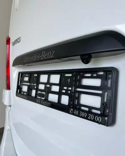 Mercedes Vito – kamera w listwie klamki, obraz i czujniki na ekranie stacji – zdjęcie 2