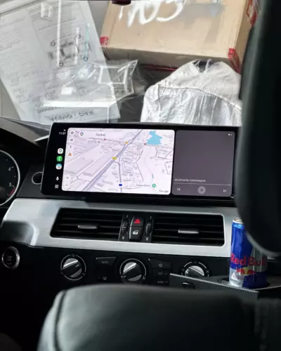 BMW E60 – ekran z CarPlay i Android Auto – zdjęcie 2