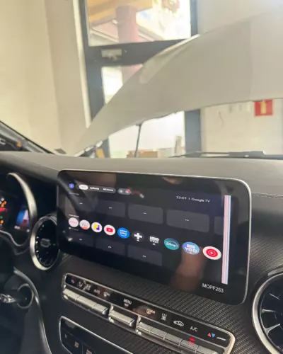 Mercedes klasy V – dwa HELIX P SIX DSP, głośniki HELIX Compose i BRAX Graphic – zdjęcie 3
