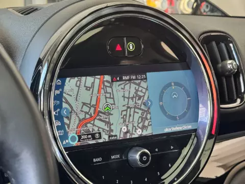 Mini Countryman – aktualizacja map w fabrycznej nawigacji – zdjęcie 1