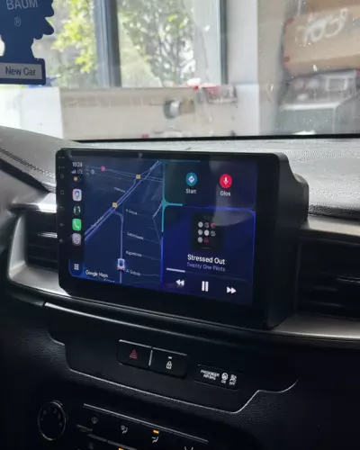 Honda CR-V, Kia, Audi – stacje i CarPlay w różnych autach – zdjęcie 2