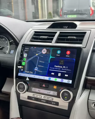 Toyota Camry – stacja multimedialna pod model – zdjęcie 2