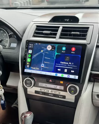 Toyota Camry – stacja multimedialna pod model – zdjęcie 3